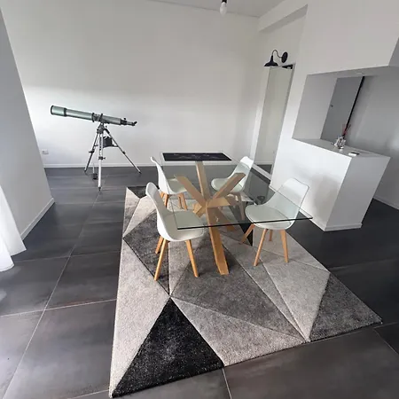 Casa Massi - Elegant With Private Parking Daire *