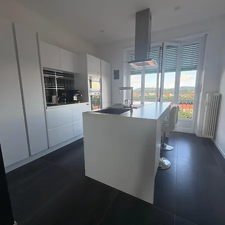 Casa Massi - Elegant With Private Parking